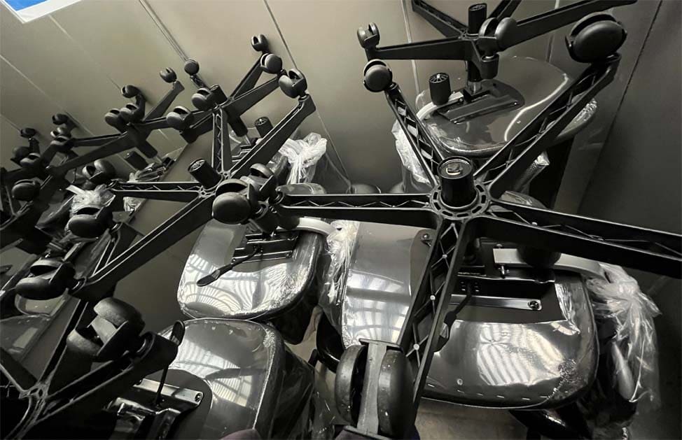 簡單有型的辦公椅