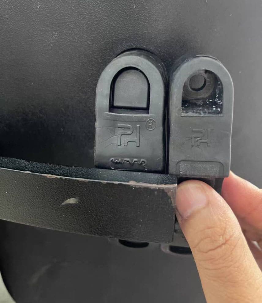 HUGM哈根雙背椅鈕鈕損壞，台灣好椅到府更換