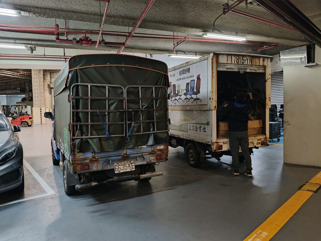 上百張招財貓 819 進駐遊憩公司！