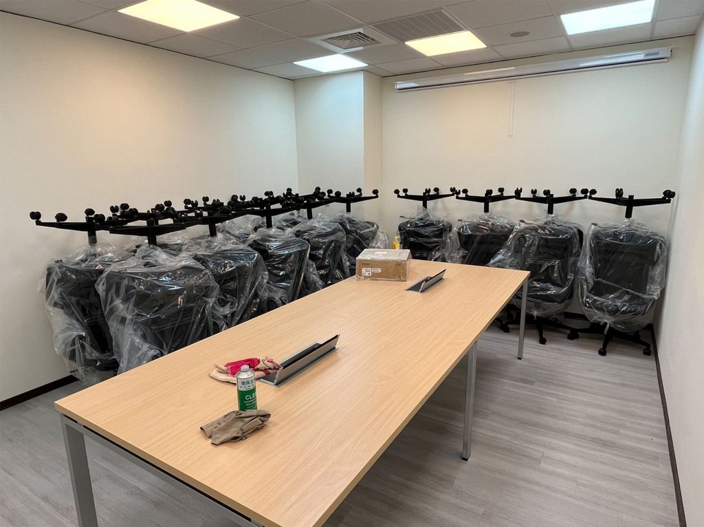 熱銷經濟款辦公椅 18032