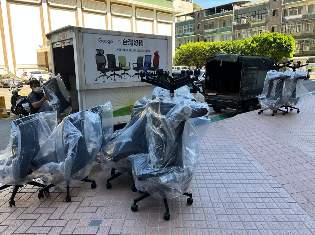 電腦椅出貨前準備