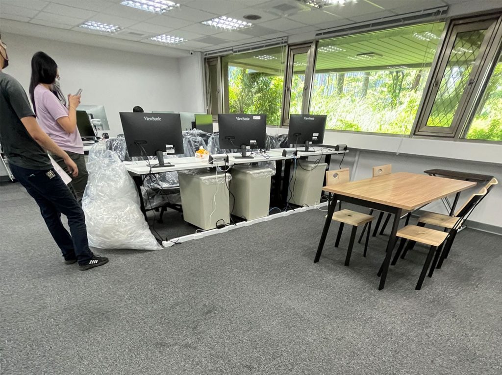 電腦椅出貨前準備